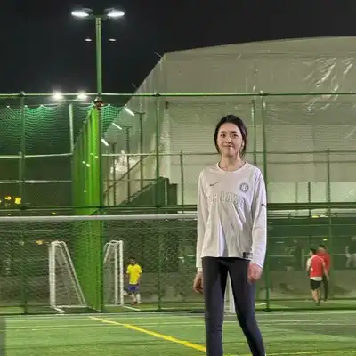 朱华